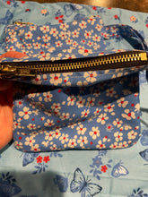 Load image into Gallery viewer, Sky Petals Purse Wristlet
