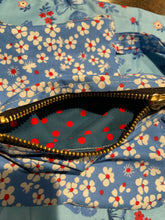 Load image into Gallery viewer, Sky Petals Purse Wristlet
