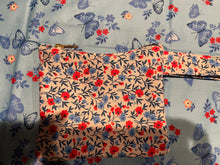 Load image into Gallery viewer, Spring Meadow Purse Wristlet
